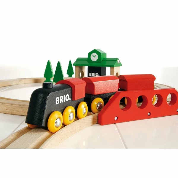 Train Brio : Circuit Tradition En 8 â Image 2